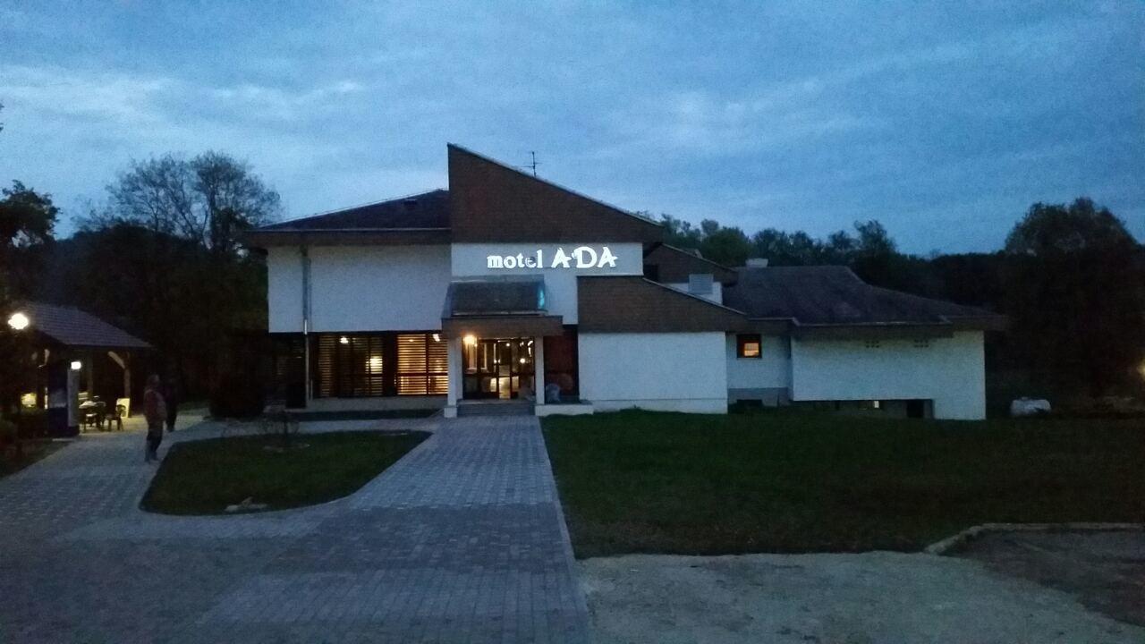 Motel Ada Novi Grad 外观 照片